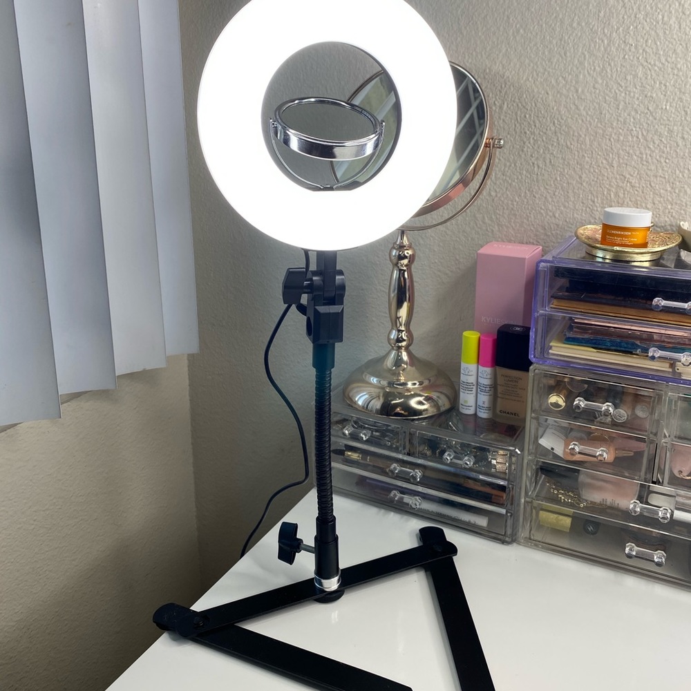 Ring light